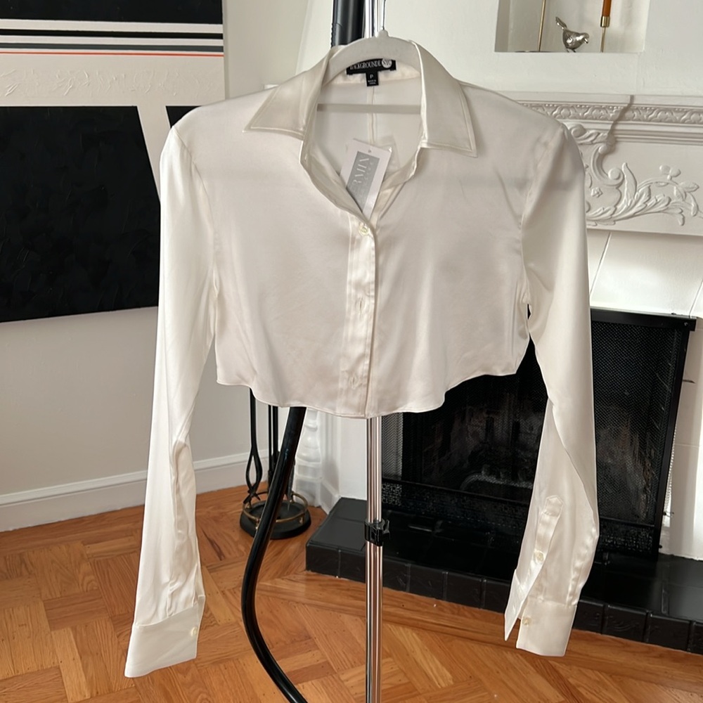 White silk crop top size P